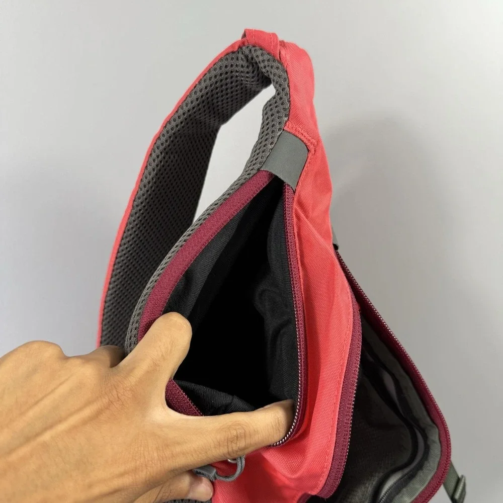 Patagonia Utility Pouch Red Hiking Trail Sling Bag One Size Unisex Polyester